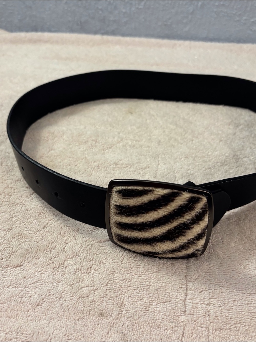 Old Navy Black Belt with Matte Faux Hair Metal Buckle SZ 28” Waist 26/37.5